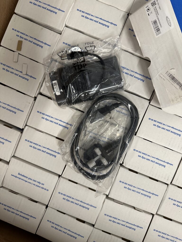 165x AC-Adapter 90W Dell – New