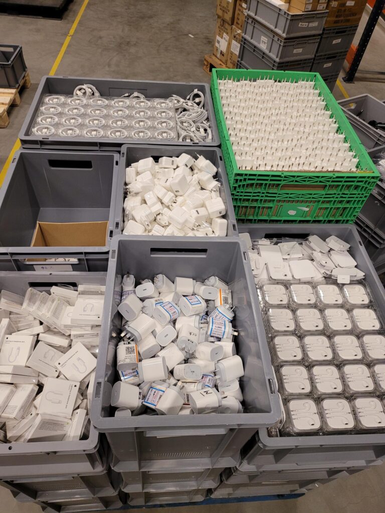 9905x Accessoires Apple – As Is